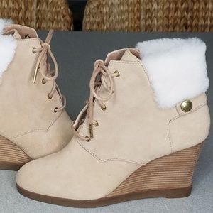 NWOT Michael Kors Wedge Booties w/ Sherpa